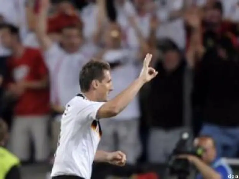 Nach-dem-Spiel-sagte-Klose-Ich-wusste-dass-es-nach-meinem