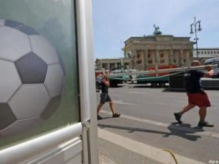 Deshalb-sollten-besonders-die-deutschen-Fans-die-letzten-Spielminuten-der-Euro-2008-noch-mal-in-vollen-Zuegen-geniessen