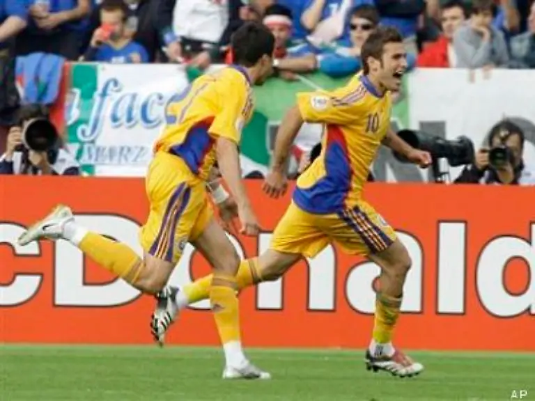 Der-tragische-Held-des-Tages-Adrian-Mutu