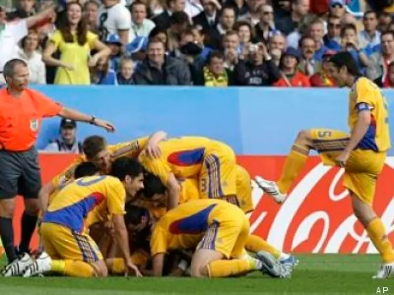 erstickt-nach-dem-Tor-gegen-den-Weltmeister