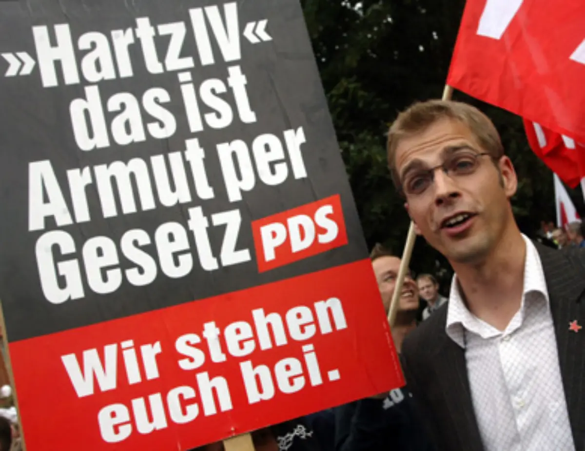 Die-PDS-stellte-sich-auf-die-Seite-der-Montags-Demonstranten-und-anderen-Hartz-IV-Gegner