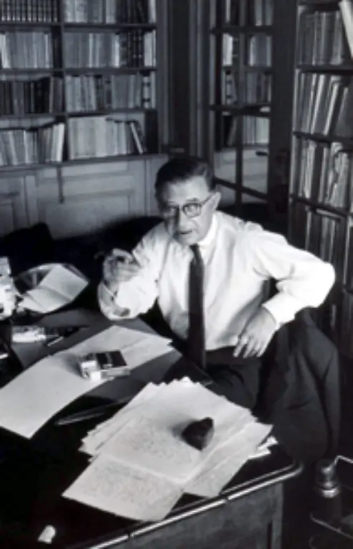 In-ihren-Memoiren-schreibt-Beauvoir-1948-Sartre-entsprach-genau-dem-was-ich-mir-mit-fuenfzehn-Jahren-gewuenscht-und-verheissen-hatte