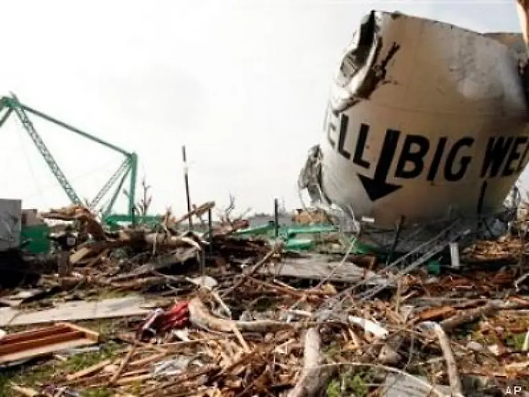 Das-koennte-das-Truemmerfeld-noch-einmal-gehoerig-durcheinander-wirbeln-In-Greensburg-ist-es-dann-noch-gefaehrlicher-als-vor-dem-ersten-Sturm