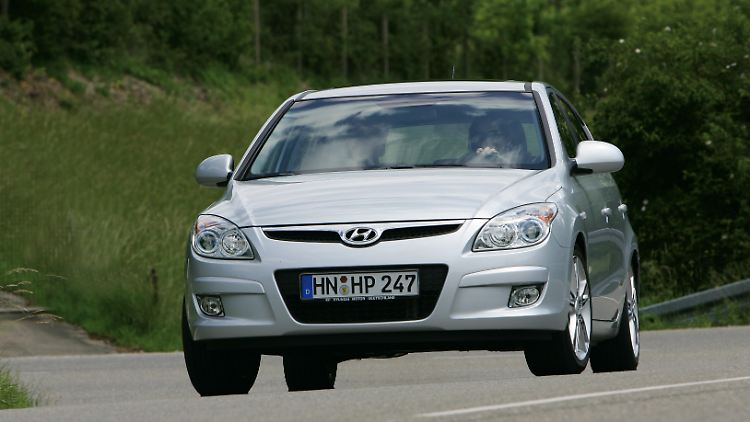 Stoppt und startet: Hyundais i30.