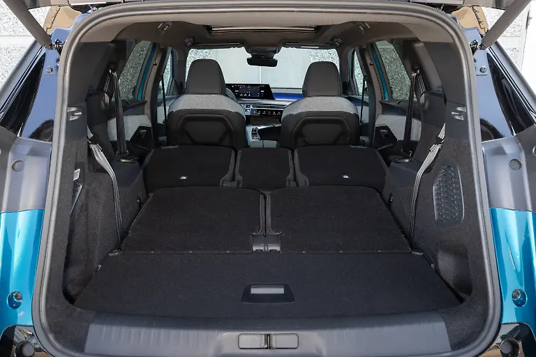 PEUGEOTE-5008ObsessionBlau8