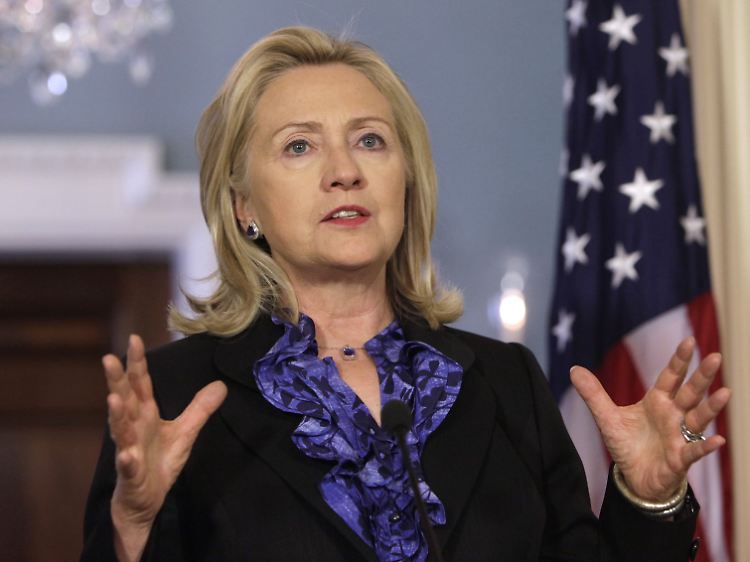 Hillary Clinton fordert Sanktionen gegen das Assad-Regime.