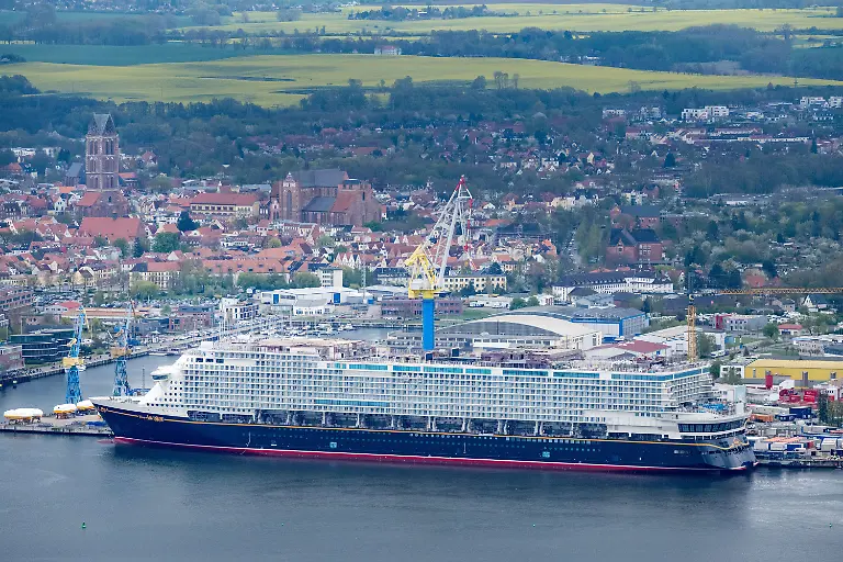 bacca967355572fab4d779e5ee80e151