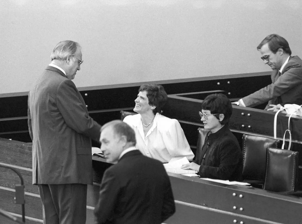 Rita-Suessmuth-regierungsbank-Kohl