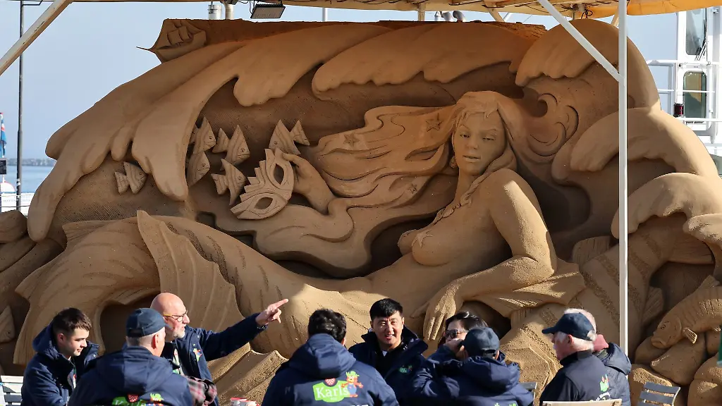 Die-Sandskulpturen-Ausstellung-ist-eroeffnet