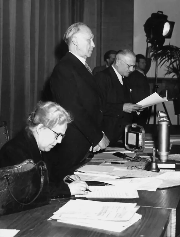 Helene-Weber-Konrad-Adenauer