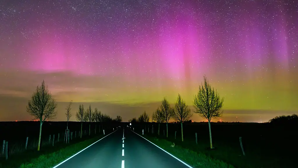 Seltenes-Naturschauspiel-In-der-vergangenen-Nacht-waren-Polarlichter-ueber-Teilen-von-Brandenburg-zu-sehen