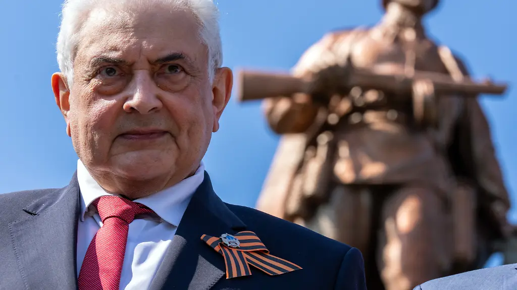 2e5dd21c13660f3d2c4b396038d524c8