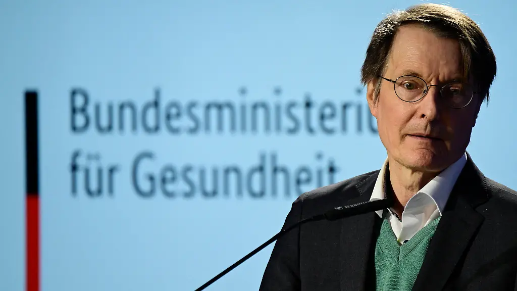 AFP-20250402-38UP2DJ-v1-HighRes-GermanyPoliticsWhoHealthHealthcare