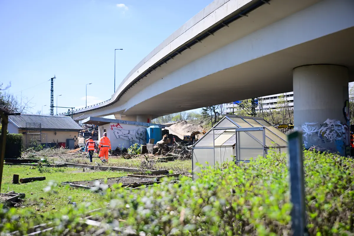 59fe70c615a71abd747e25a0cbb3749e