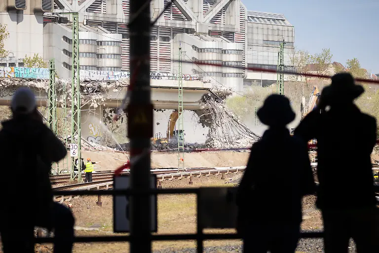 1617ce5049e8b9aed7bf8f15e07f578b