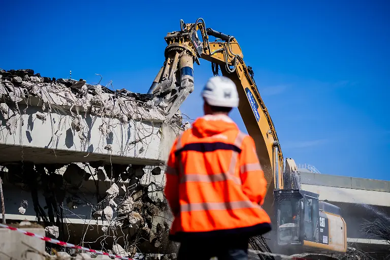 88dbff8c2fcaedb40a381ac0e1538645