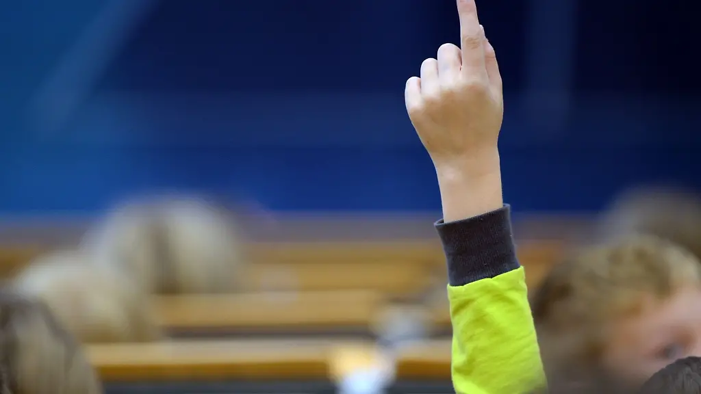 Kinderunis-Vorlesungen-fuer-junge-Neugierige