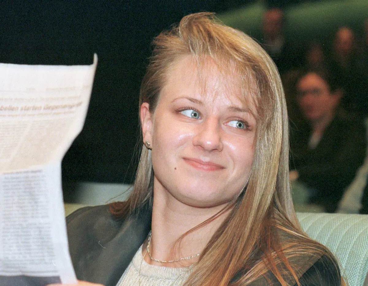 2000-01-11T000000Z-1517475946-RP2DRIDBYLAA-RTRMADP-3-EUROPE-GERMANY-WOMEN