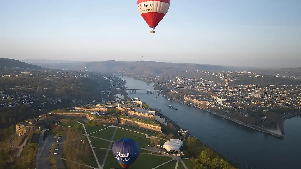 Ballonfahren-bei-weiterhin-fruehlingshaften-Temperaturen-in-Rheinland-Pfalz-und-Saarland-geht-das-gut