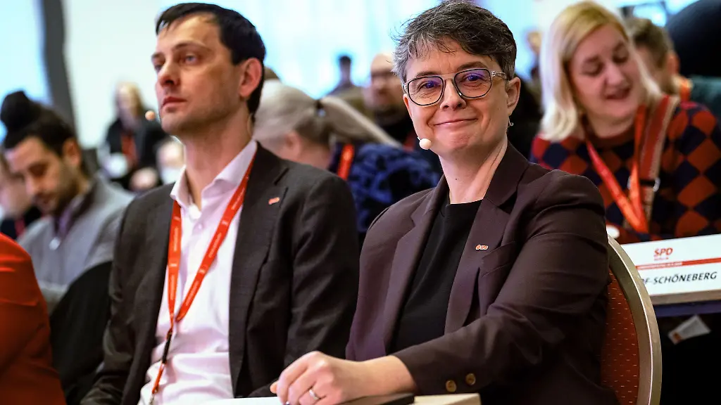 Berlins-SPD-Doppelspitze-hat-den-Koalitionsvertrag-auf-Bundesebene-schon-gelesen