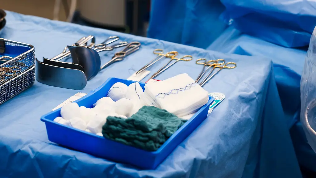 Der-Mann-war-mit-starken-Schmerzen-in-der-rechten-Huefte-in-die-Notaufnahme-gebracht-worden