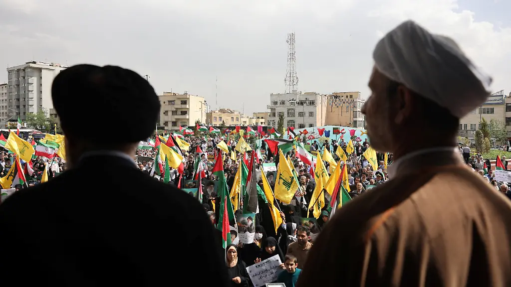 Die-iranischen-Machthaber-geben-sich-US-Praesident-Trump-gegenueber-kleinlaut-Experten-sehen-das-Regime-in-Teheran-historisch-geschwaecht