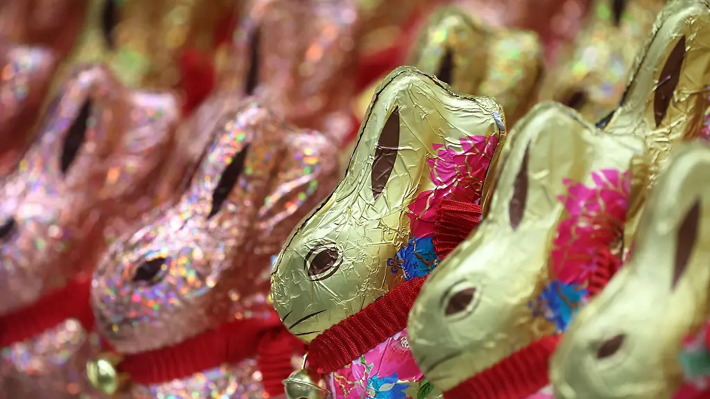 Viele-der-in-Deutschland-produzierten-Schoko-Osterhasen-werden-im-Supermarkt-verkauft-ein-grosser-Teil-wird-jedoch-auch-ins-Ausland-exportiert