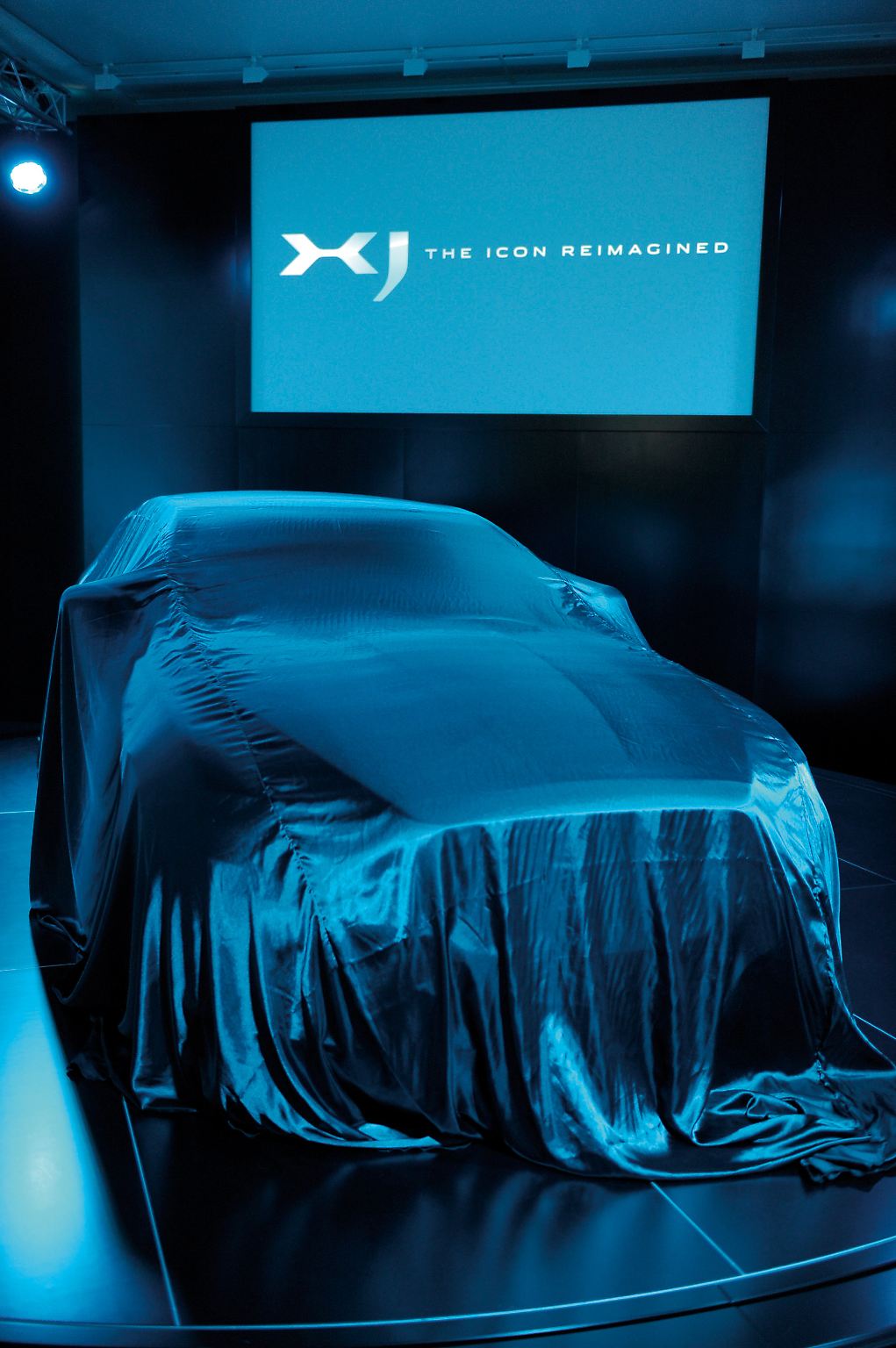 Jaguar hat was zu zeigen. Nicht irgend etwas. Das Flaggschiff, der Jaguar XJ, feiert in London seine Weltpremiere. 