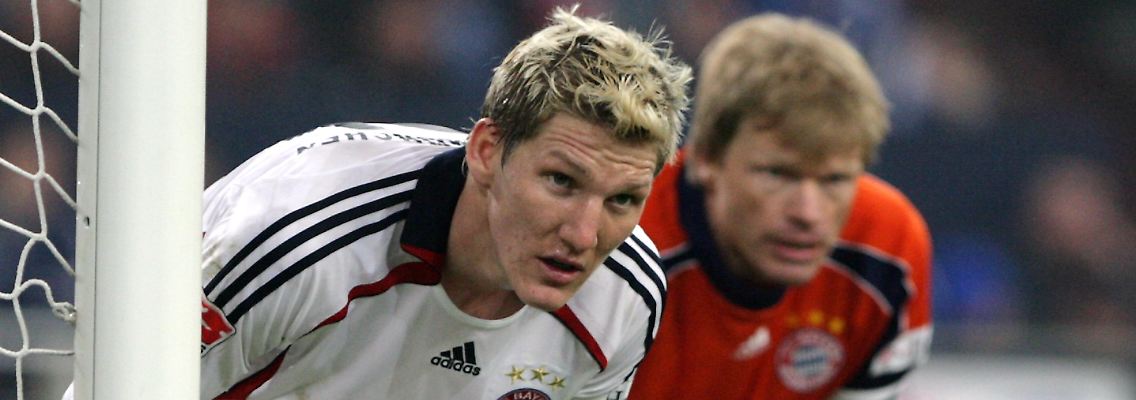 "Ich kann mich noch genau daran erinnern, dass Oliver Kahn früher nichts mehr gehasst hat als Kritik von Ex-Kollegen": Bastian Schweinsteiger.