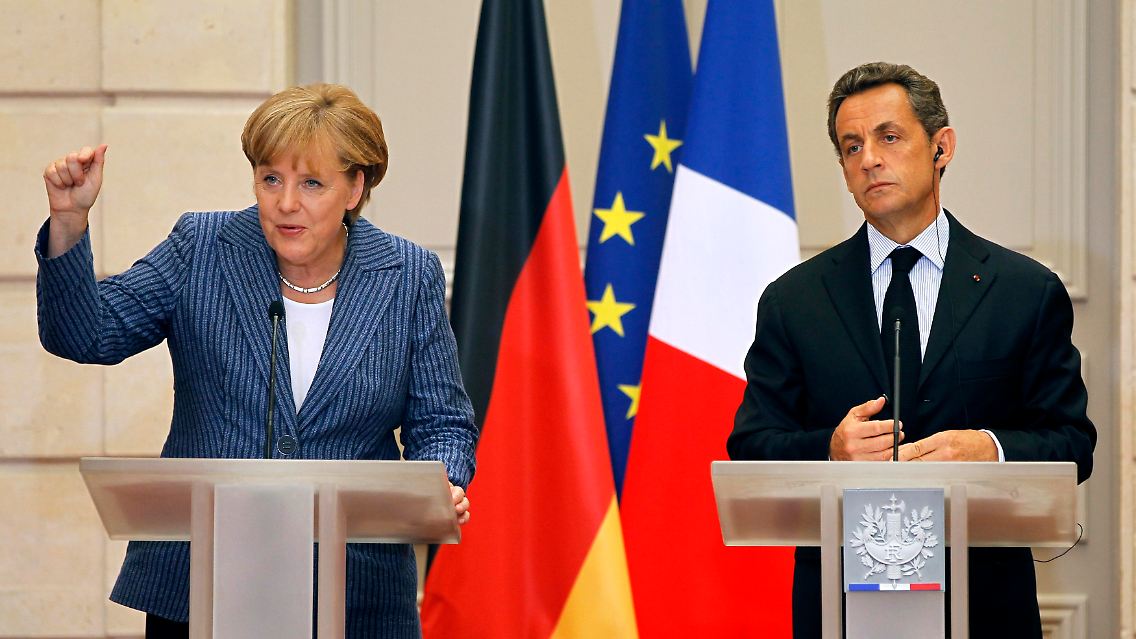 2011-08-16T174641Z_01_CHP05_RTRMDNP_3_EUROZONE-FRANCOGERMAN.JPG1912634287599634269.jpg