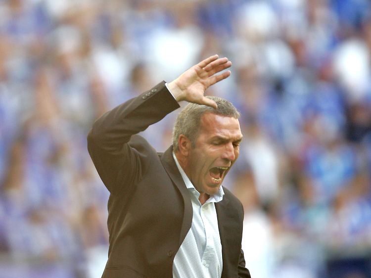 Ernst Middendorp muss offenbar nicht lange nach dem passenden Wort suchen.