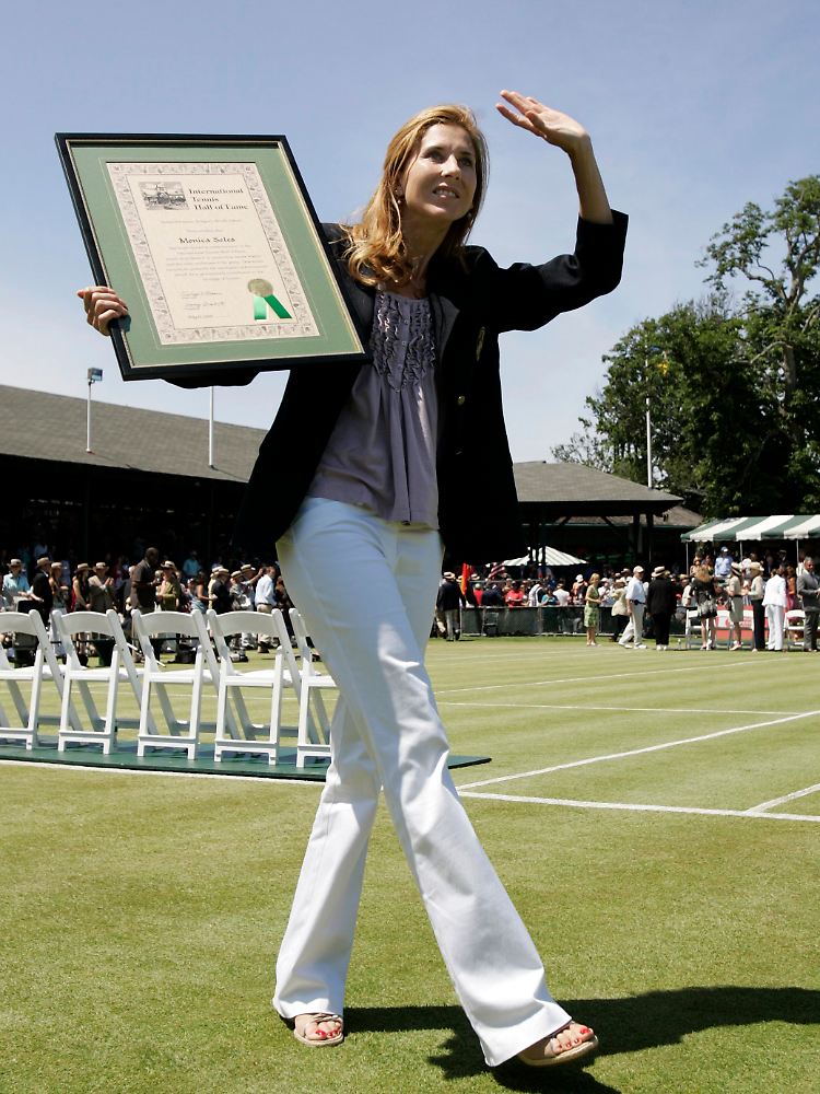 Monica Seles gehört jetzt auch offiziell zu den ganz Großen des Tennissports.