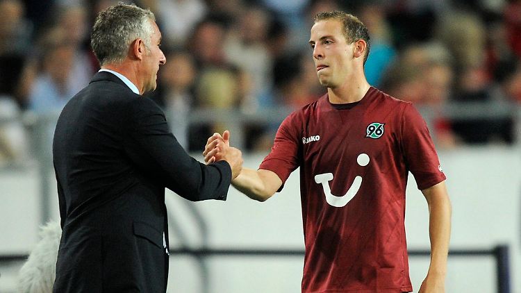 Mann des Spiels: Jan Schlaudraff schoss Hannover gegen den FC Sevilla zum Sieg. Ob das zum Weiterkommen reicht, ist fraglich.