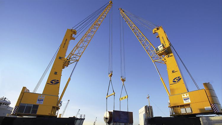 Terex kontrolliert über 80 Prozent an Demag Cranes.