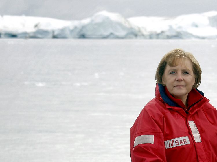 Merkel im arktischen Eis. Das war 2007, dem Höhepunkt der Klima-Rhetorik.