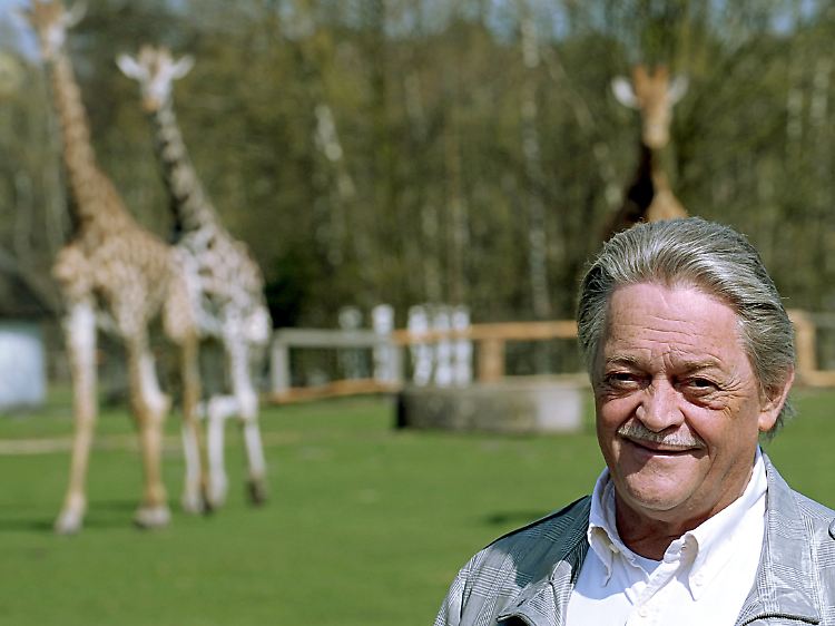 Der Leiter des Safariparks, Fritz Wurm.