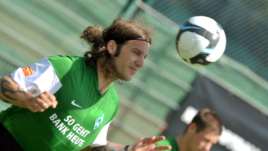 "So geht Bank heute": Der neue Werder-Slogan ist acht Millionen Euro wert.
