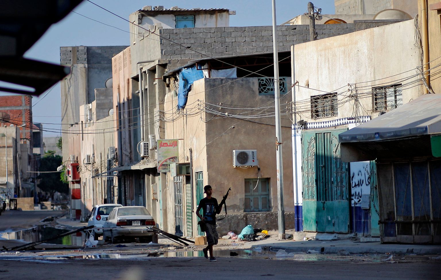 Tripolis am frühen Morgen. Seit mehr als 24 Stunden wird in den Straßen der libyschen Hauptstadt gekämpft. Die Lage bleibt unübersichtlich.