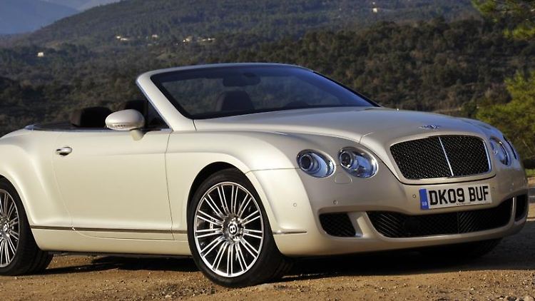 Bentley hat den Continental GTC überarbeitet.