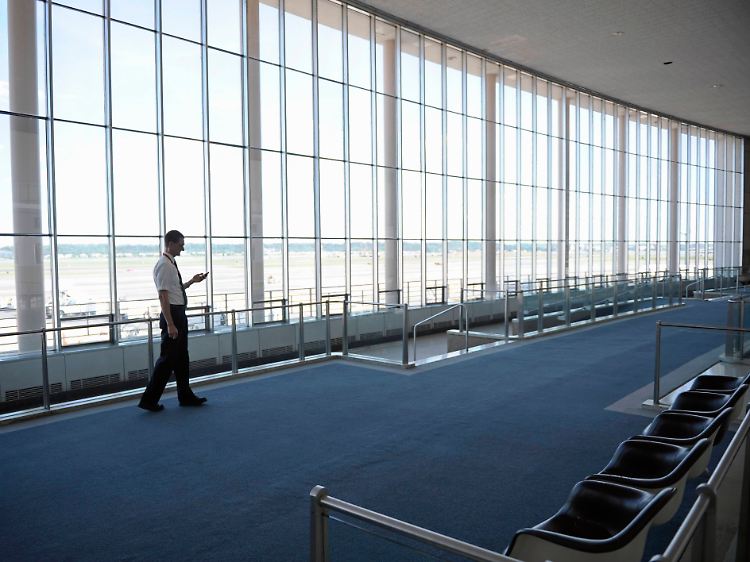 Der Flugbetrieb stand vorübergehend still.