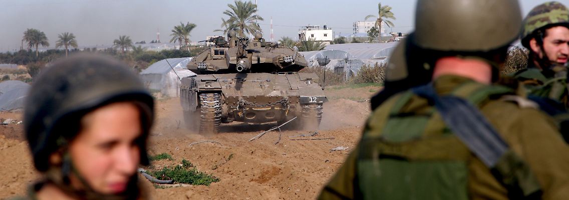 Bei der dreiwöchigen Offensive gegen die Hamas waren einer palästinensischen Menschenrechtsorganisation zufolge 1417 Menschen getötet worden, darunter 926 Zivilisten. Die israelische Regierung bestreitet die Zahlen.