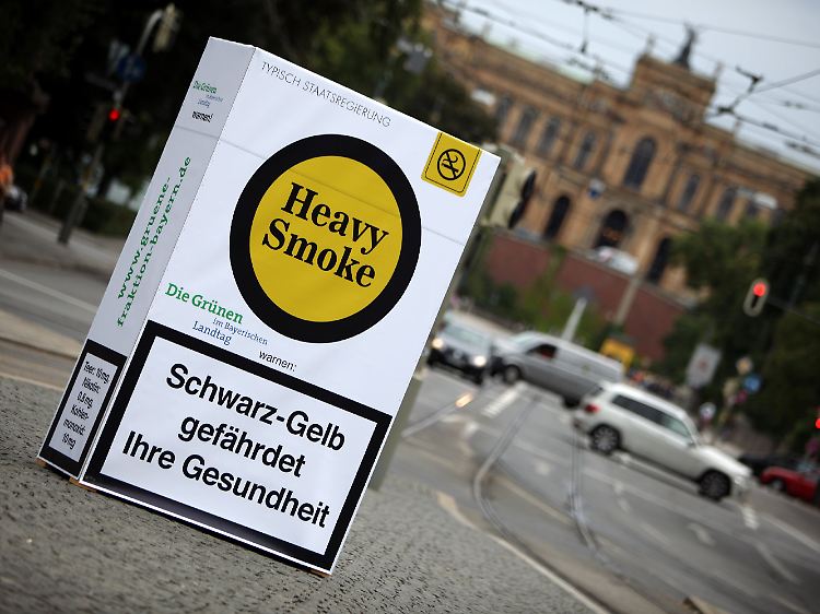 Die Grünen protestieren gegen die von der CSU/FDP-Koalition den Beschluss.
