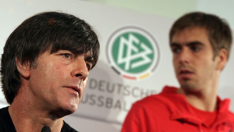 Löw bleibt von Lahms Kritik verschont, ein Problem ist das Buch für den Bundestrainer trotzdem.