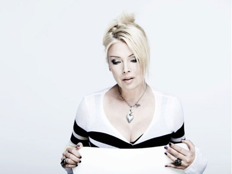 In den 90er Jahren wurde Kim Wilde zur Gärtnerin, moderierte eine Gartensendung im TV und schrieb Bücher zu dem Thema.