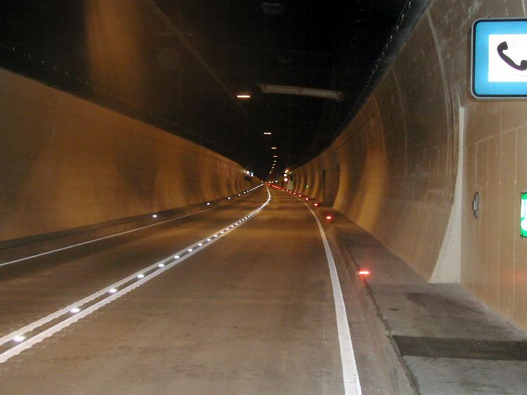 Der ACE empfiehlt ein Ausweichen auf andere Strecken.