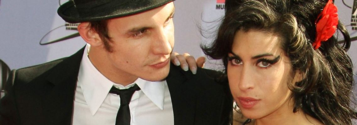 Die Sängerin Amy Winehouse und ihr Ex, Blake Fielder-Civil, sind geschieden.
