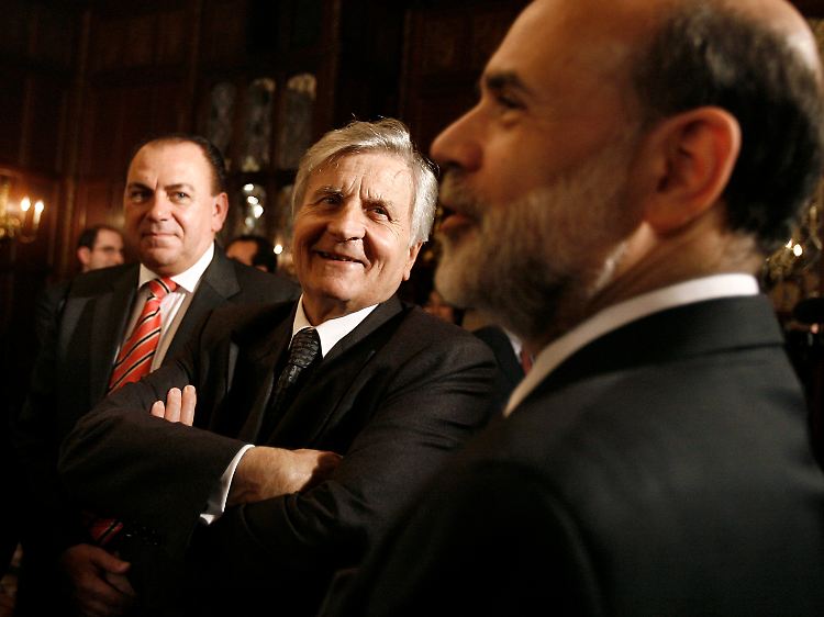 Notenbanker unter sich: Bundesbank-Chef Weber, EZB-Präsident Trichet und Fed-Chef Bernanke (v.l.).