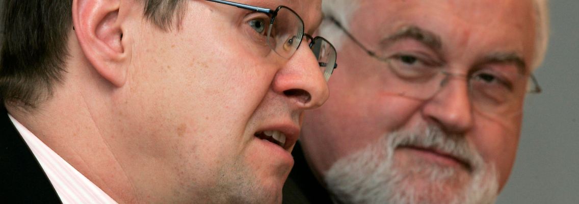 Über eine Auflösung des Landtages in Schleswig-Holstein wird erst am Montag entschieden.