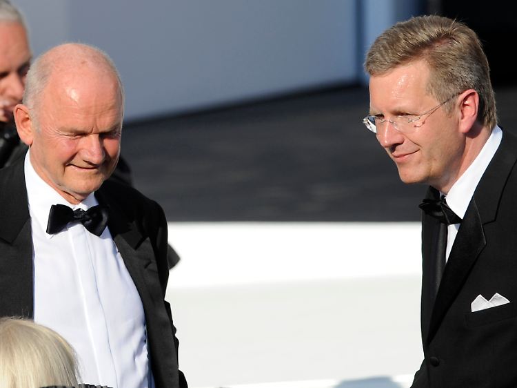 Seine Gegenspieler Ferdinand Piech und Christian Wulff.