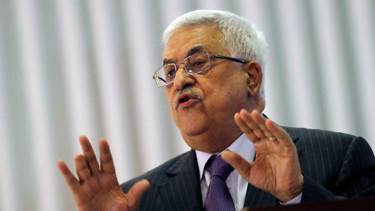 Mahmud Abbas tritt als Vorsitzender der PLO an die UN heran.